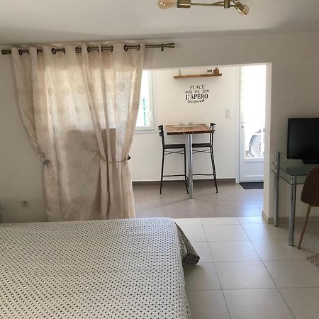 Appartement Dans La Colline Belgentier Kültér fotó