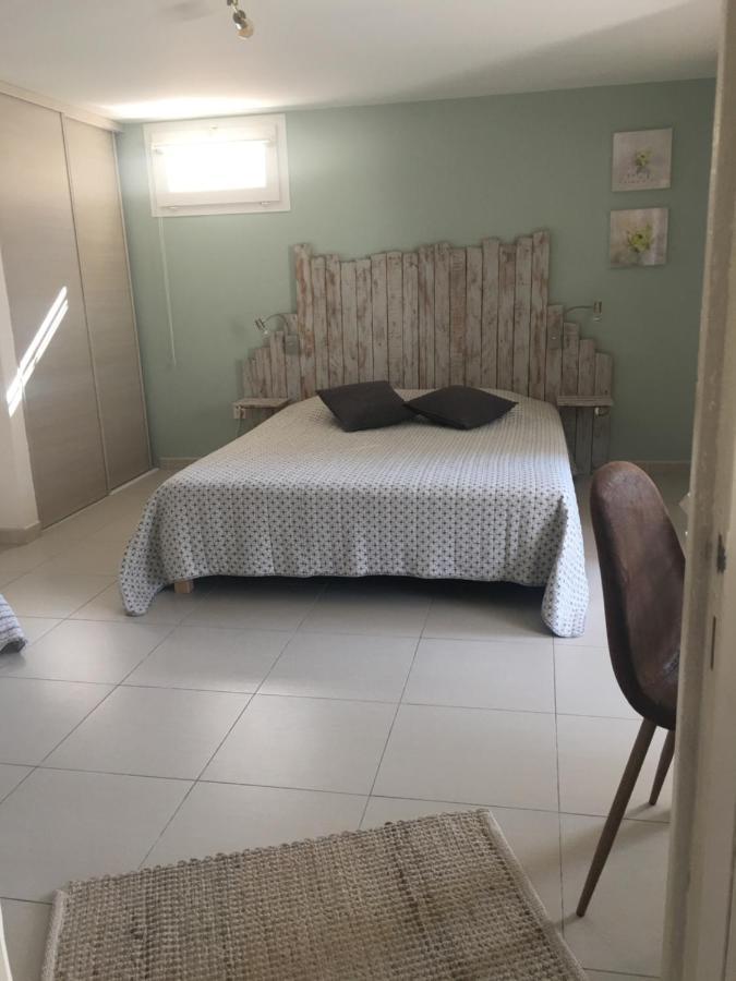 Appartement Dans La Colline Belgentier Kültér fotó