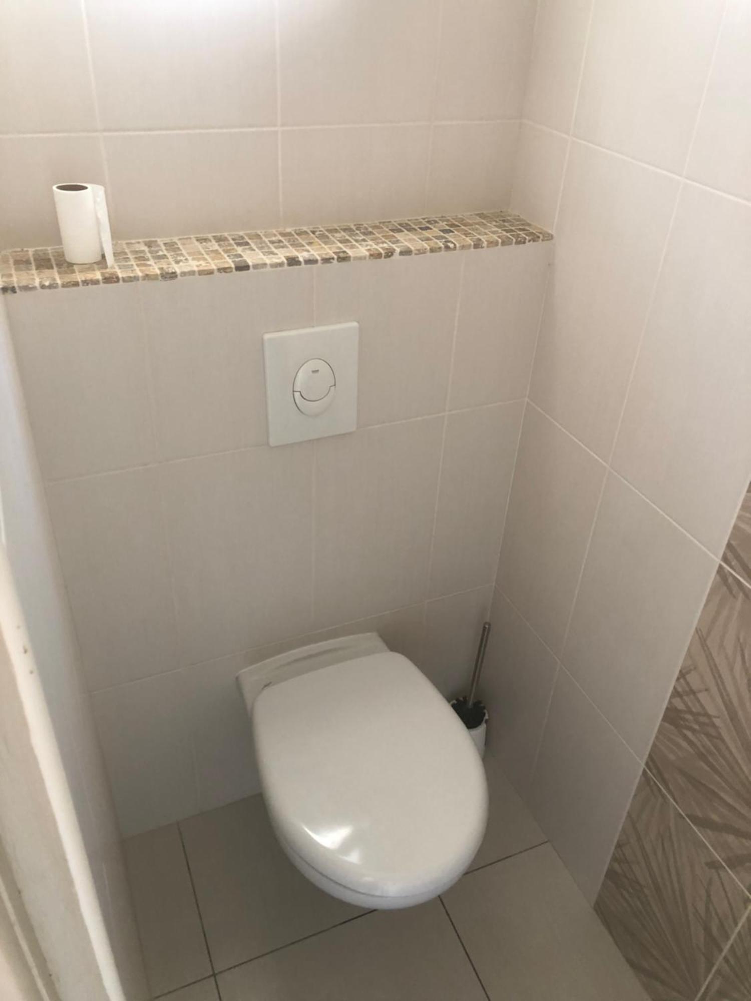 Appartement Dans La Colline Belgentier Kültér fotó